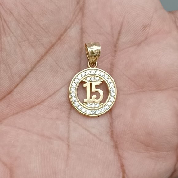 10kt Real Gold Quinsenera Pendant